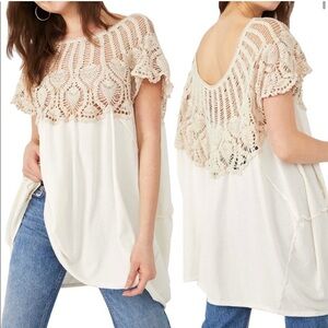 Free People ✨ Elegant Ivory Oversized Crochet Top size Medium